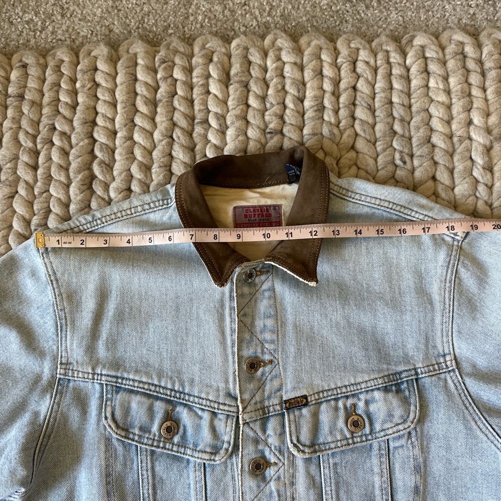 Light Wash Denim Jacket - Picture 5 of 8